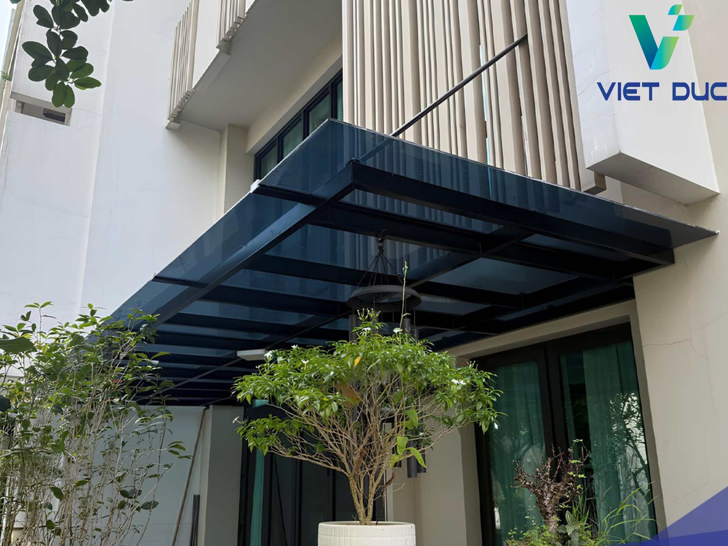 Tấm polycarbonate phổ thông