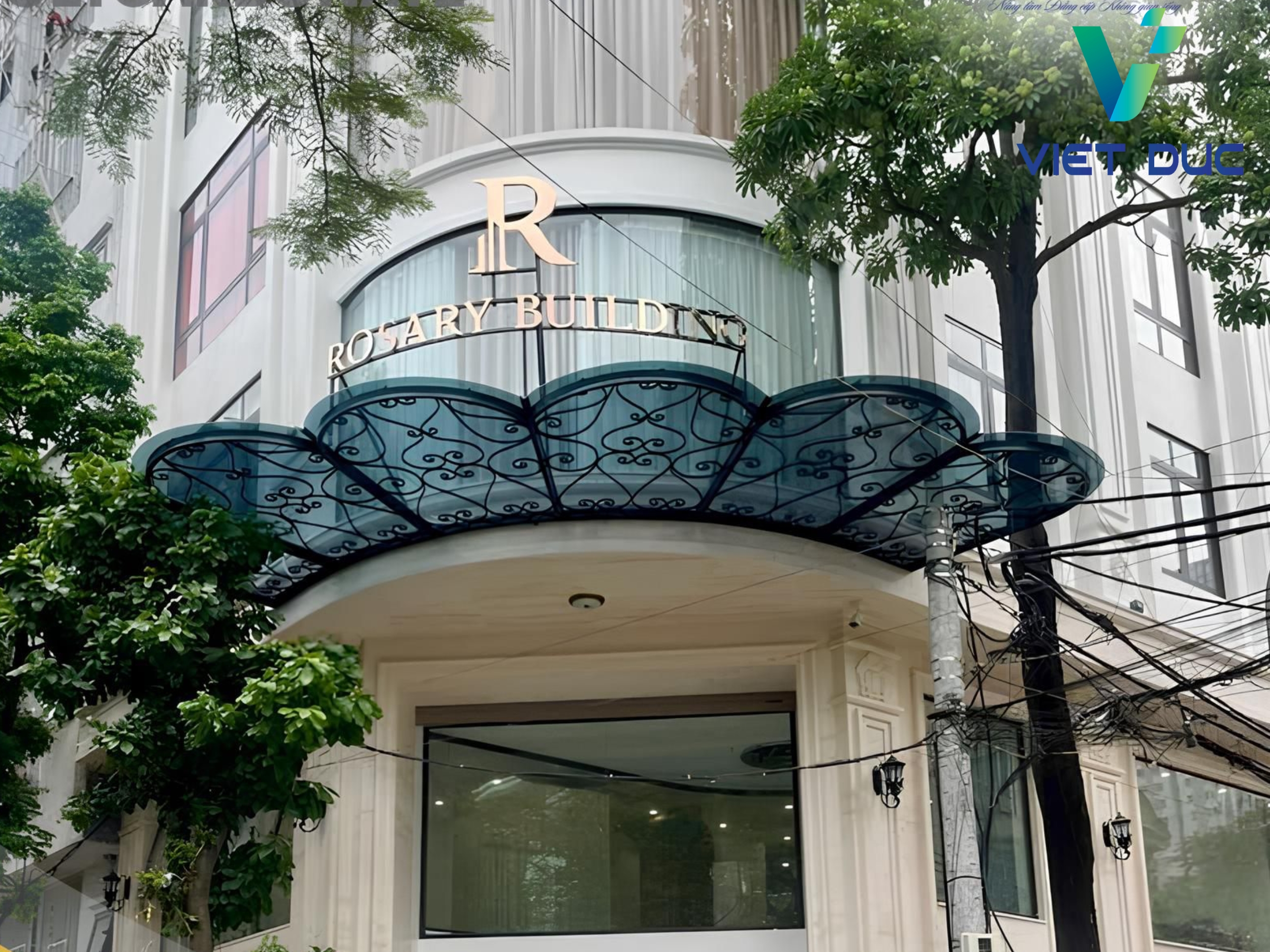 Công trình nhựa Poly ghi xám