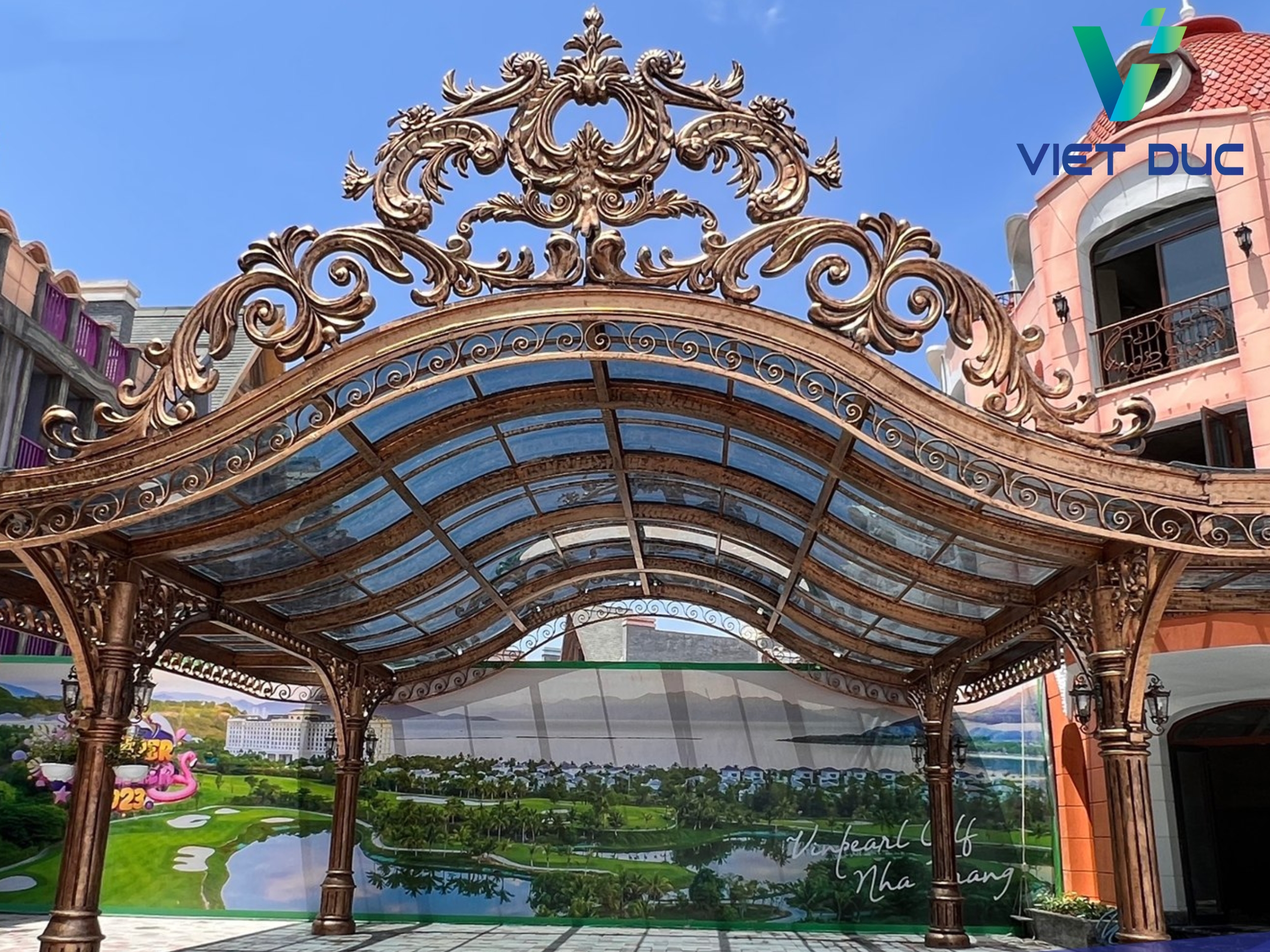 Mái vòm Polycarbonate đặc