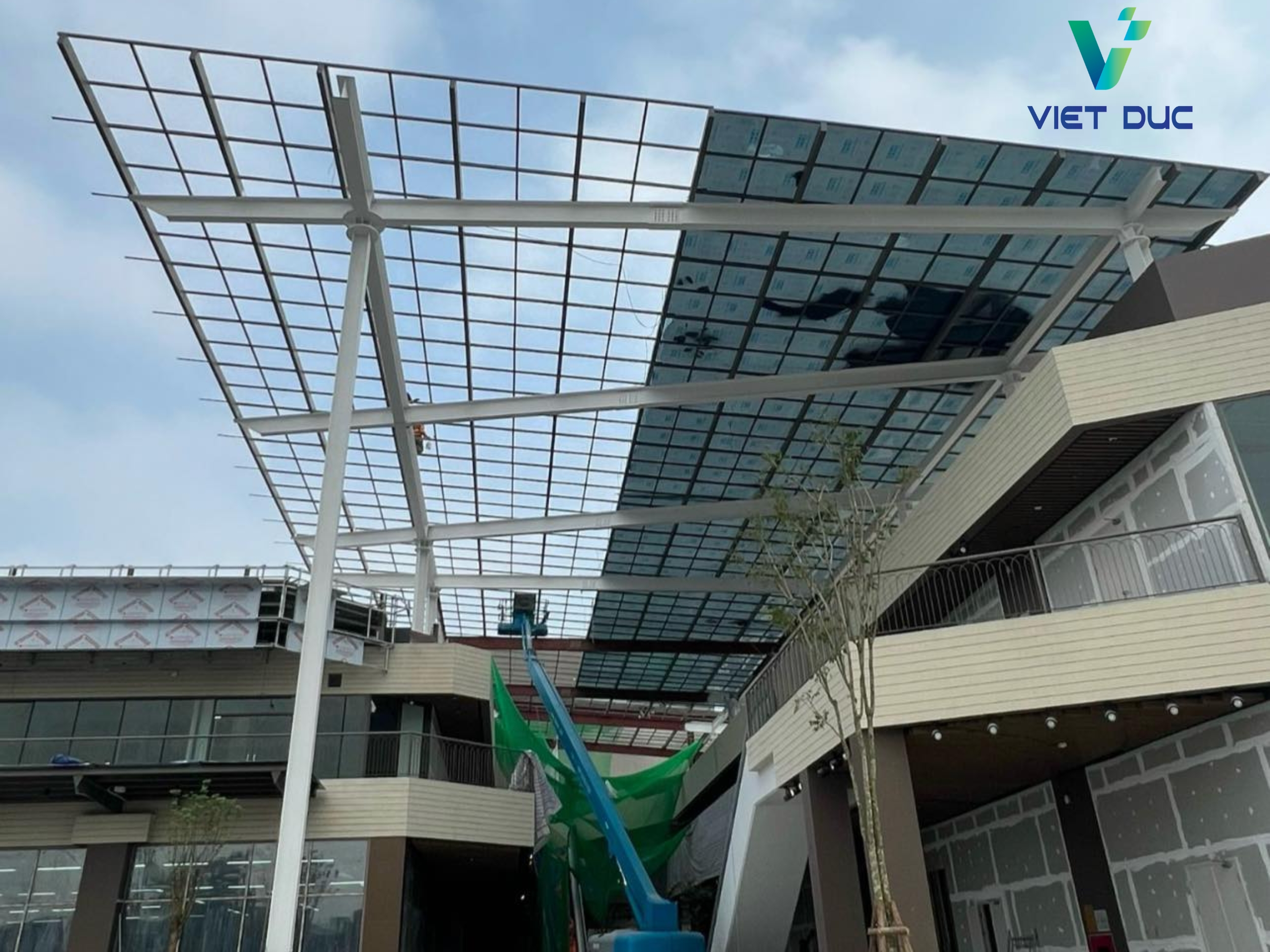 Công trình mái nhựa Poly