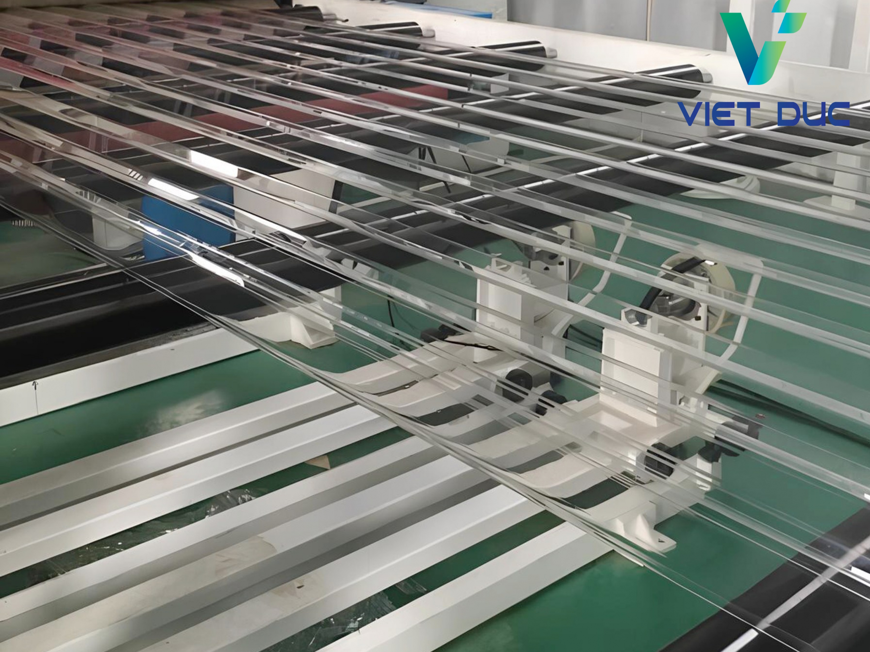 Tấm Polycarbonate sóng