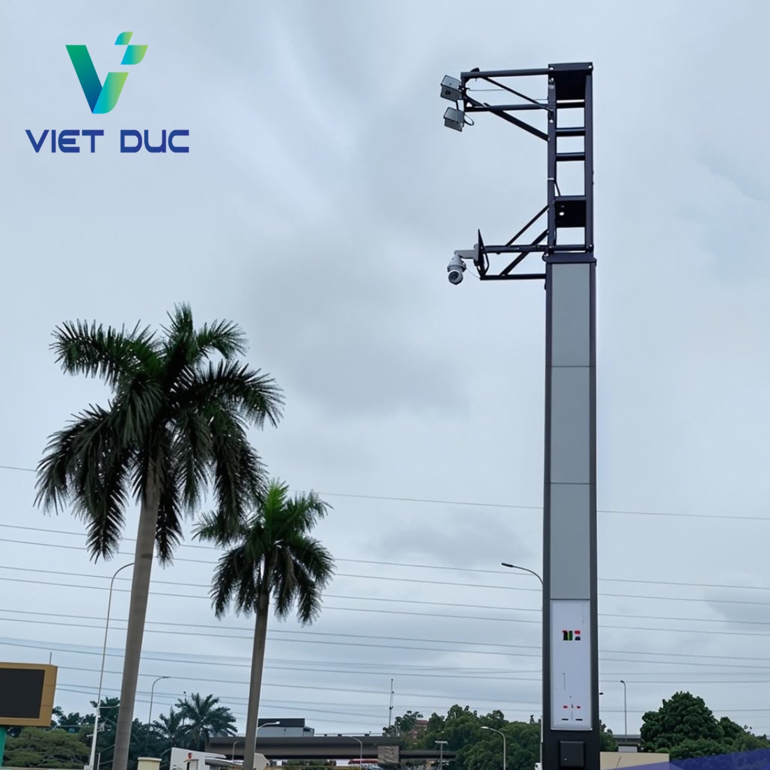 Cột cảm biến có vỏ bao che poly