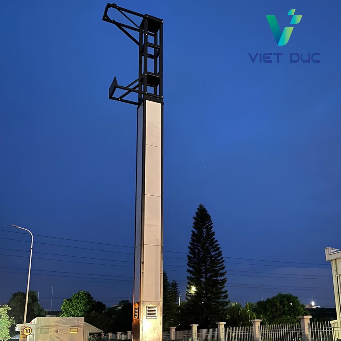 Công trình vỏ bao che Poly