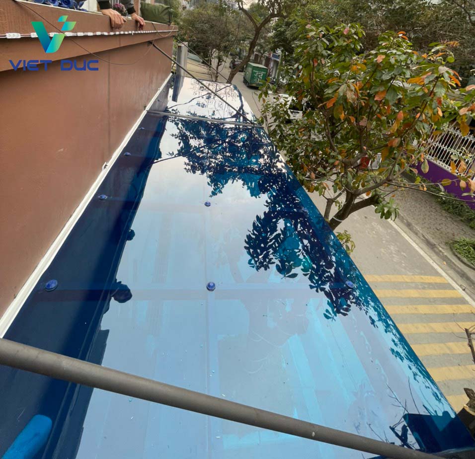 Mái nhựa Poly Việt Đức