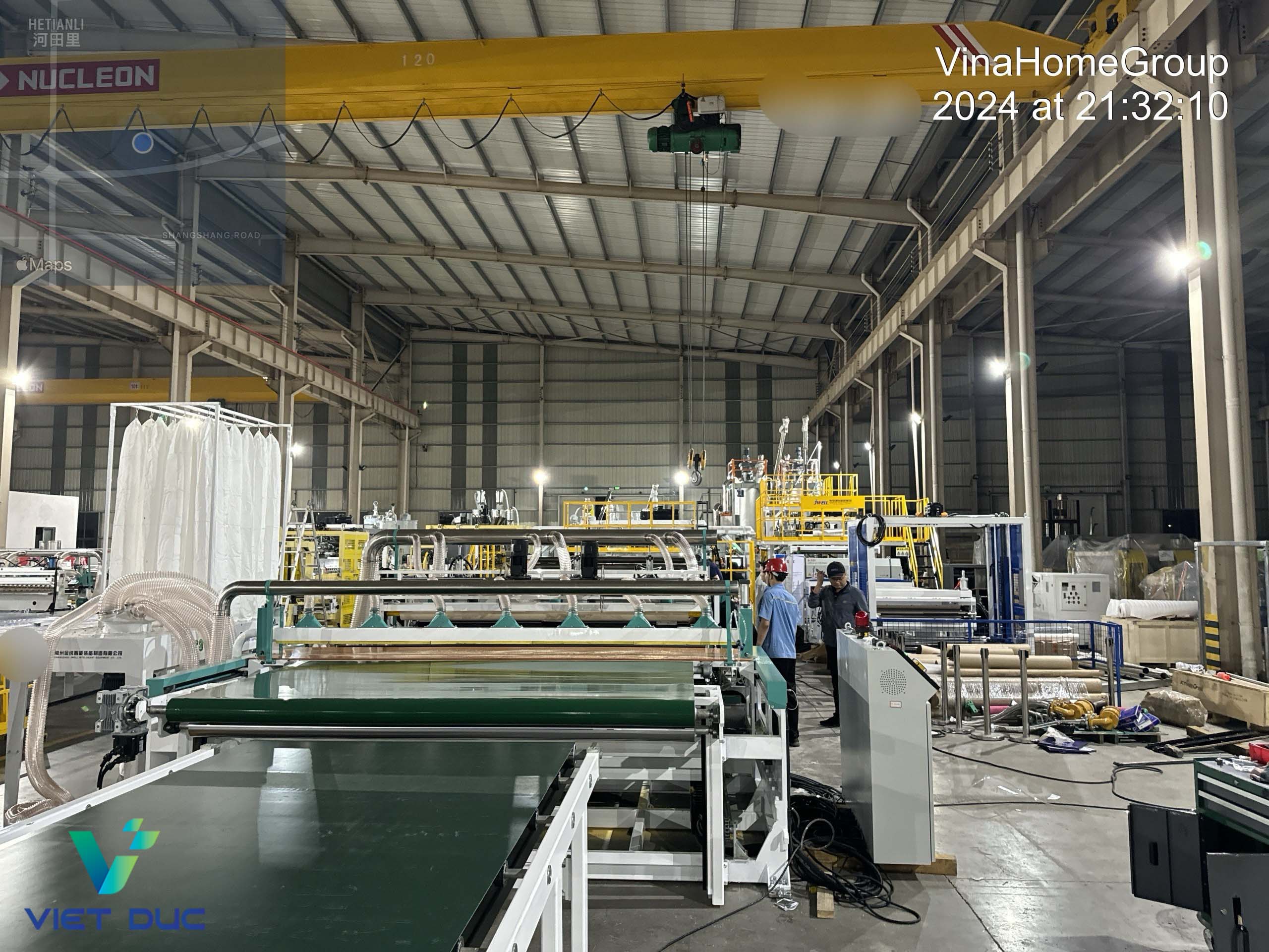 Sản xuất tấm Polycarbonate