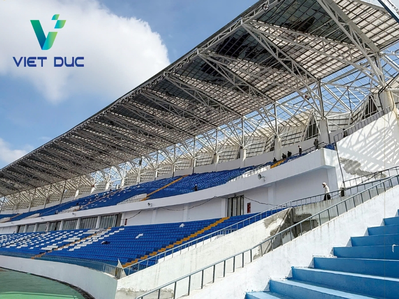 Mái nhựa Poly sân vận động