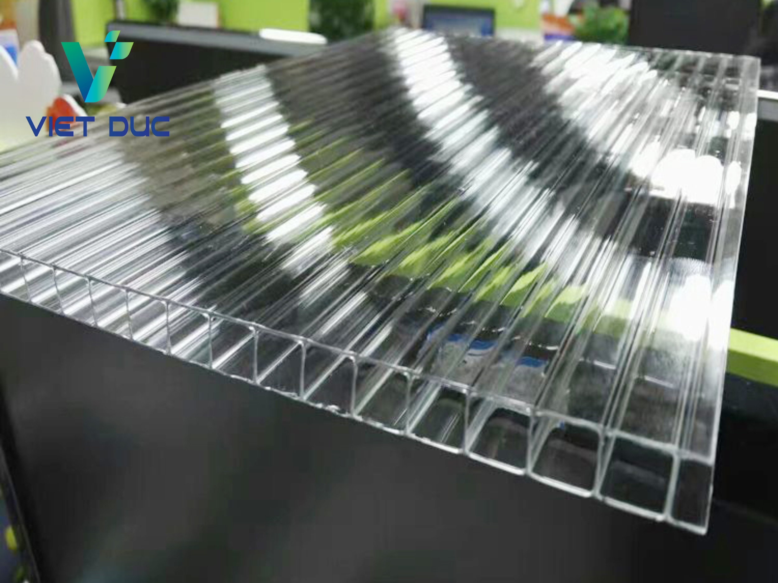 Tấm Polycarbonate thông minh rỗng