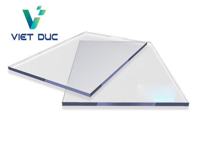 Tấm Polycarbonate tiêu chuẩn
