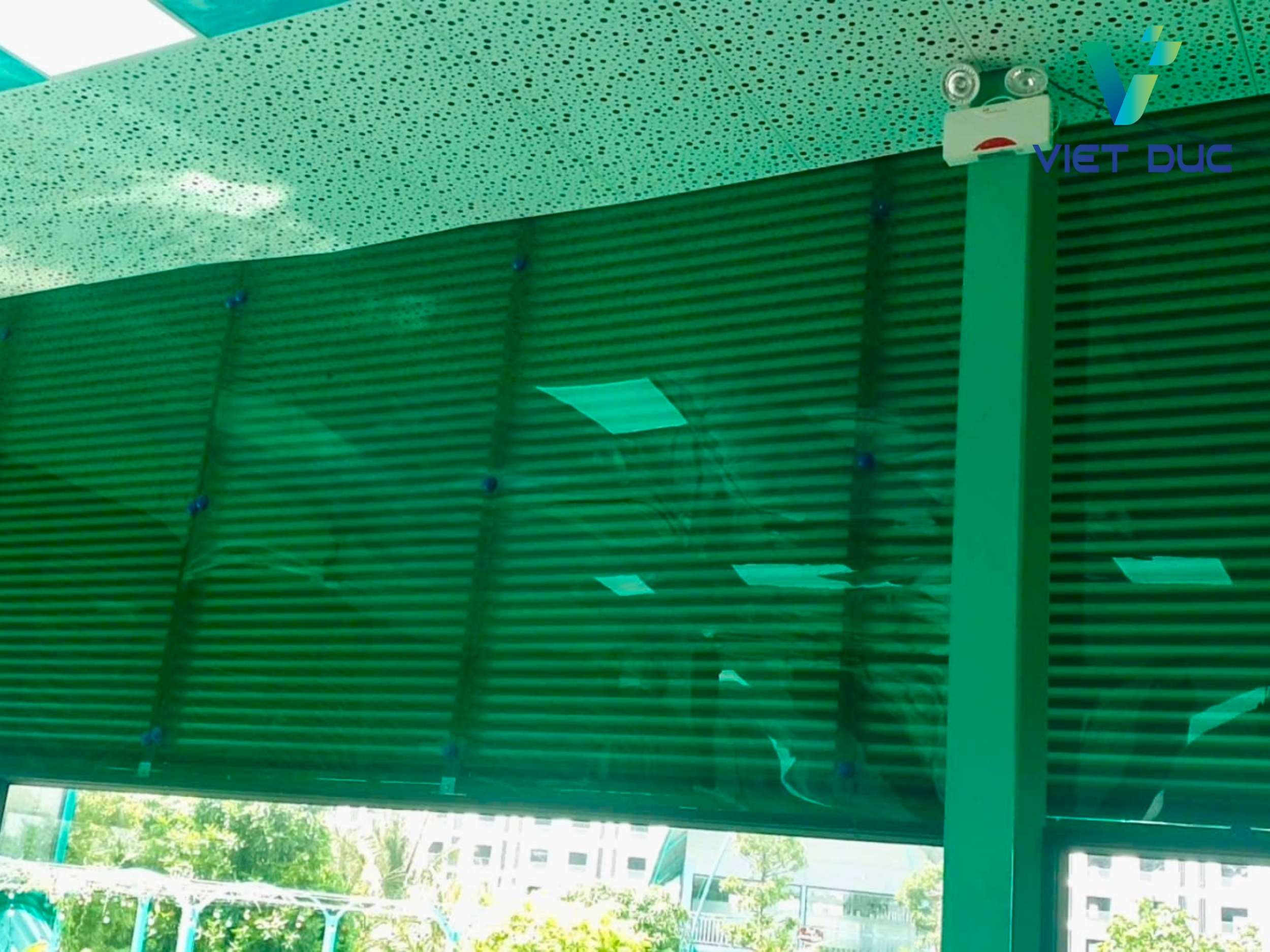 Tấm nhựa Polycarbonate màu xanh lá