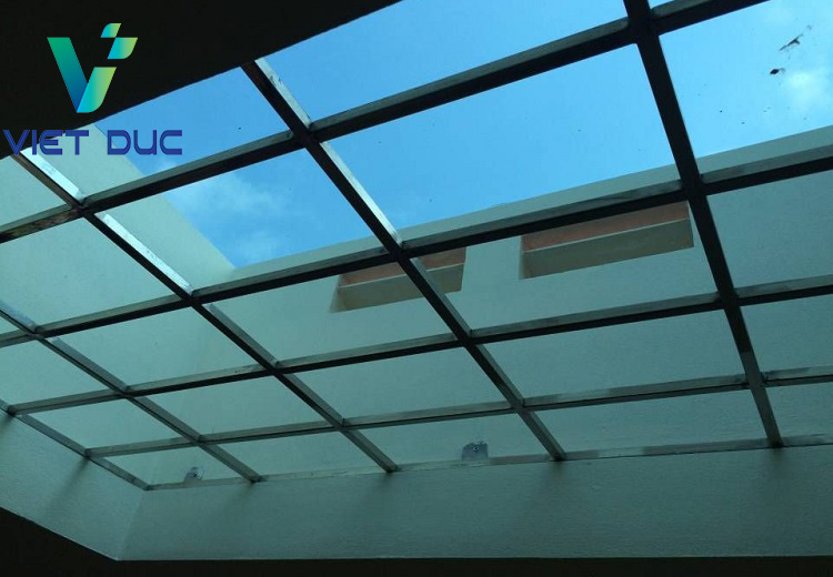 Tấm poly lợp mái lấy sáng
