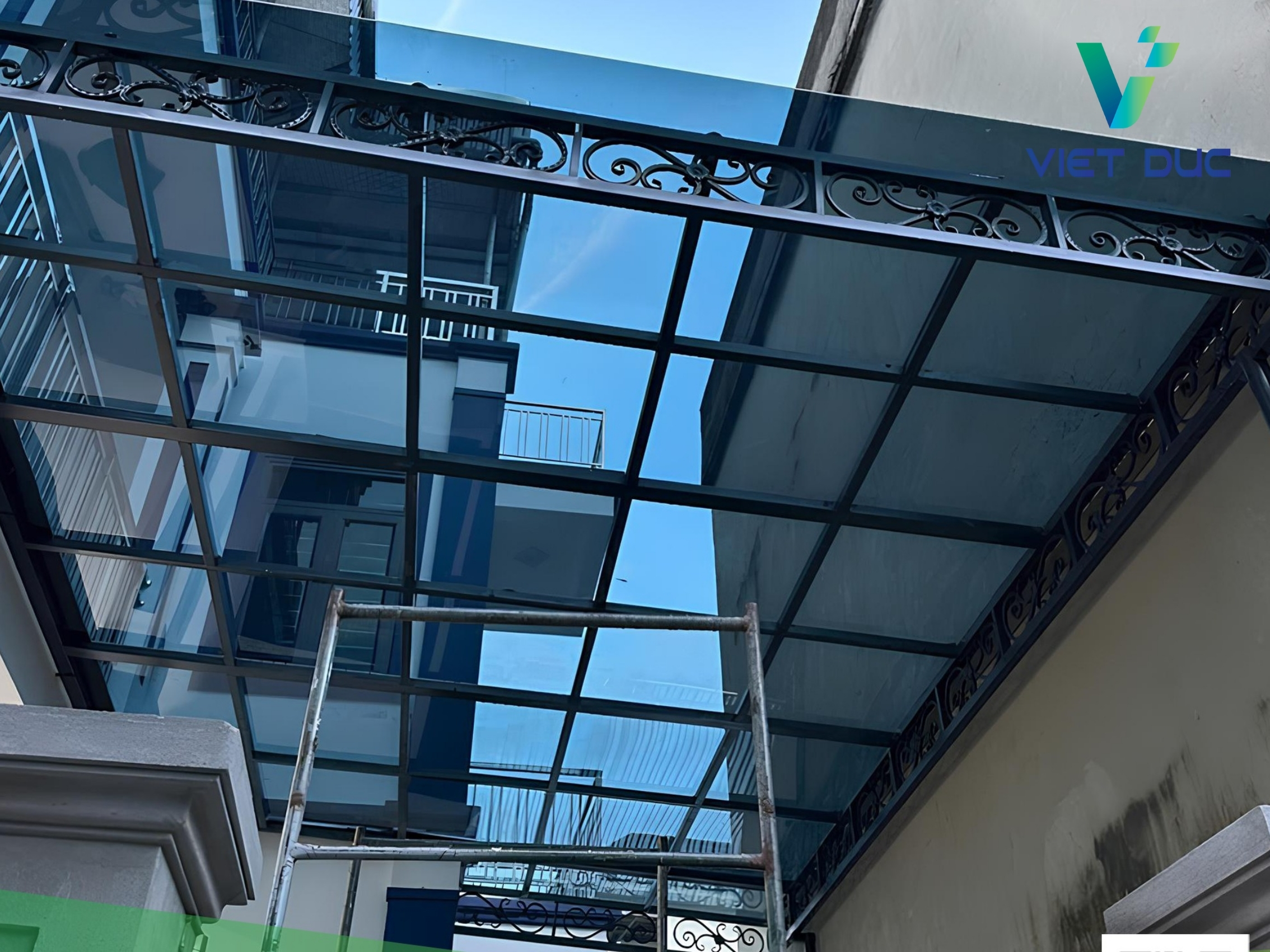 Mái nhựa Poly chất lượng